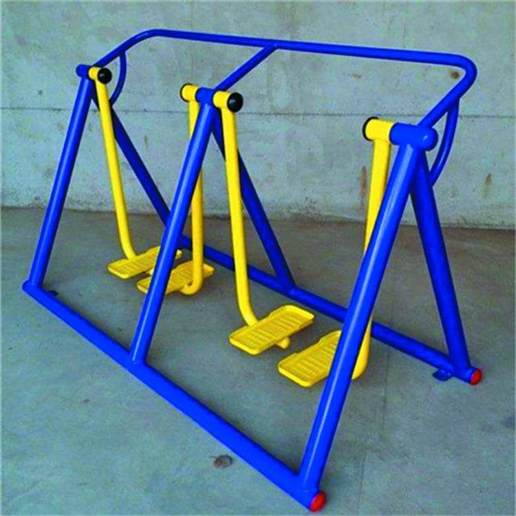 海尼供應(yīng)戶外健身器材 三人漫步機 規(guī)格276*45*135CM