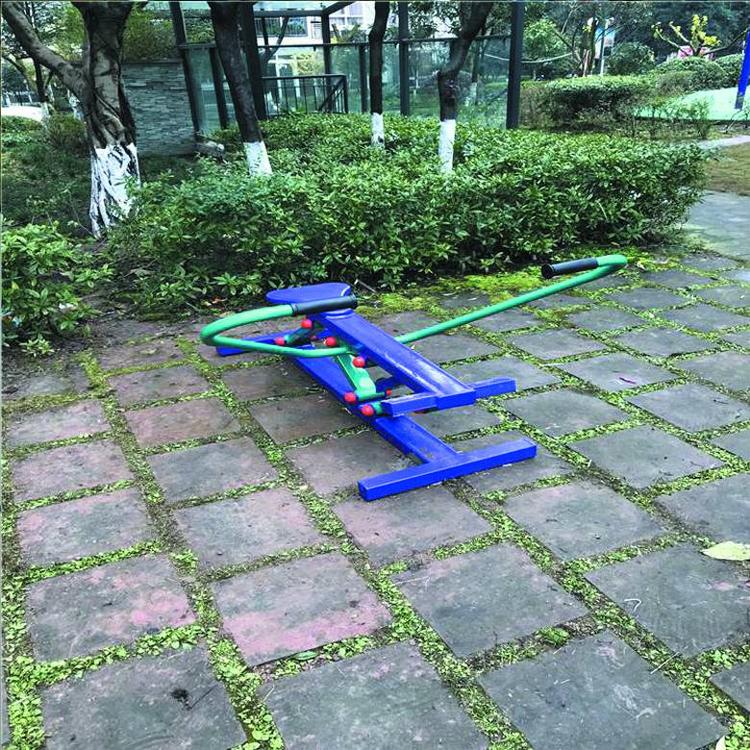 海尼承接生產(chǎn)戶外健身器材 三人扭腰器 規(guī)格140*140*145CM