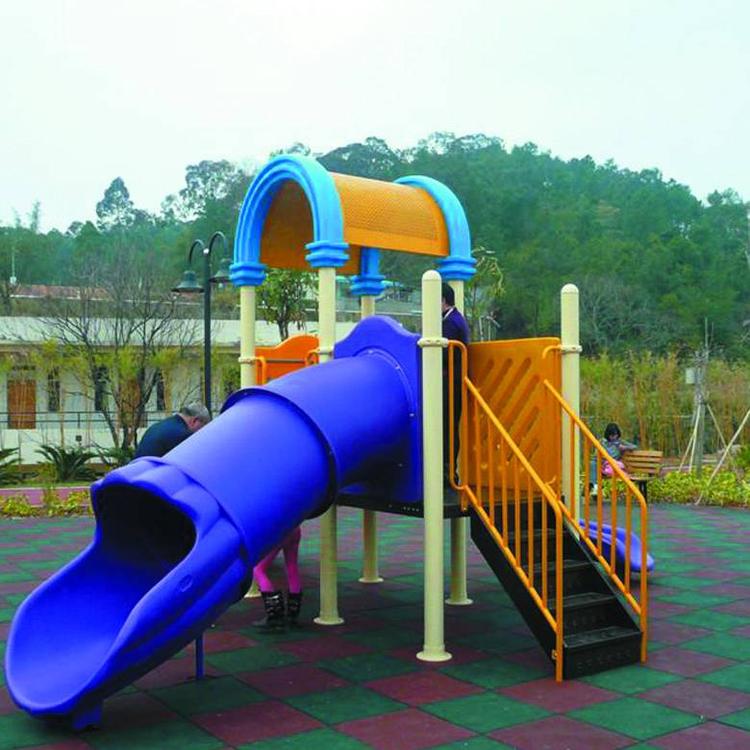 海尼供應(yīng)戶外游樂設(shè)備 小博士塑料滑梯 規(guī)格900*510*370CM